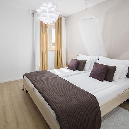 Family Vacation Villa Žbandaj エクステリア 写真