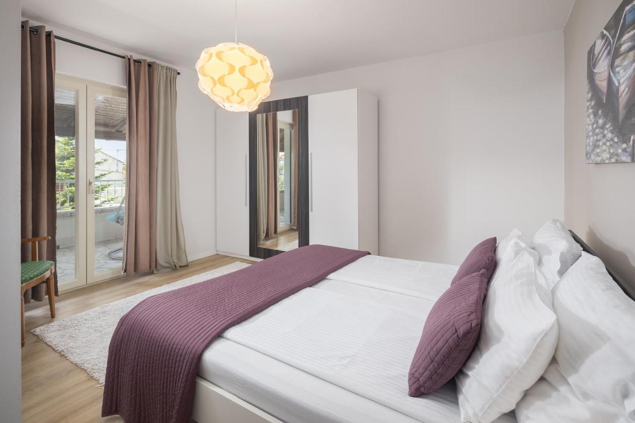 Family Vacation Villa Žbandaj エクステリア 写真