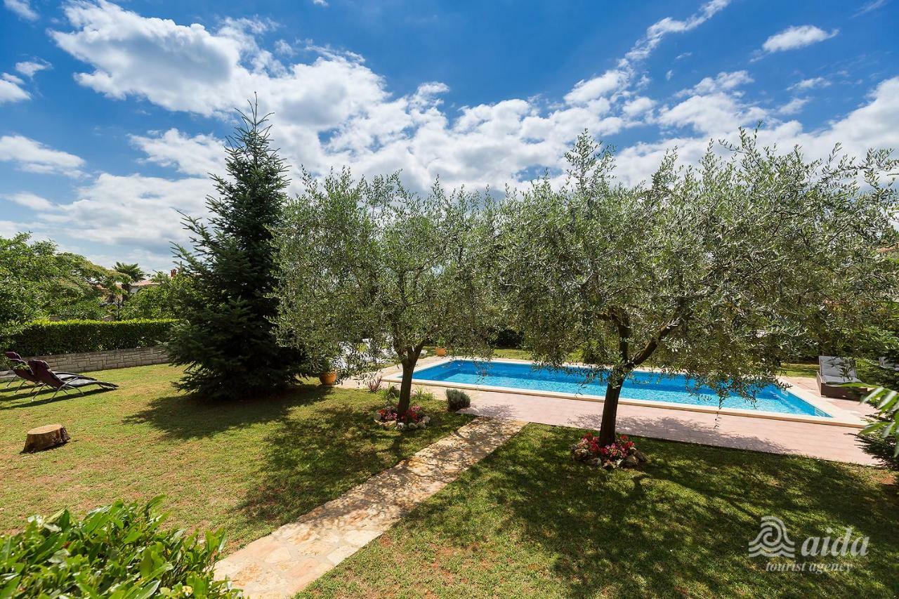 Family Vacation Villa Žbandaj エクステリア 写真